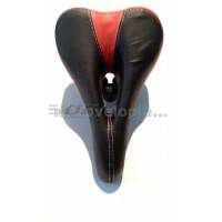 Седло велосипедное спортивное   с дыркой   (черно- красное)   DS, шт