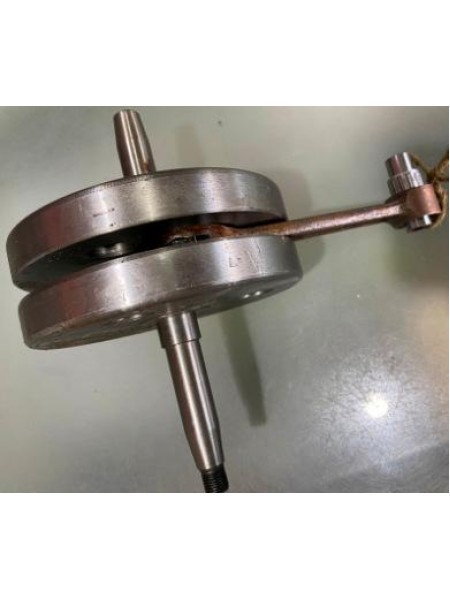 Коленвал Минск 6 V Беларусия